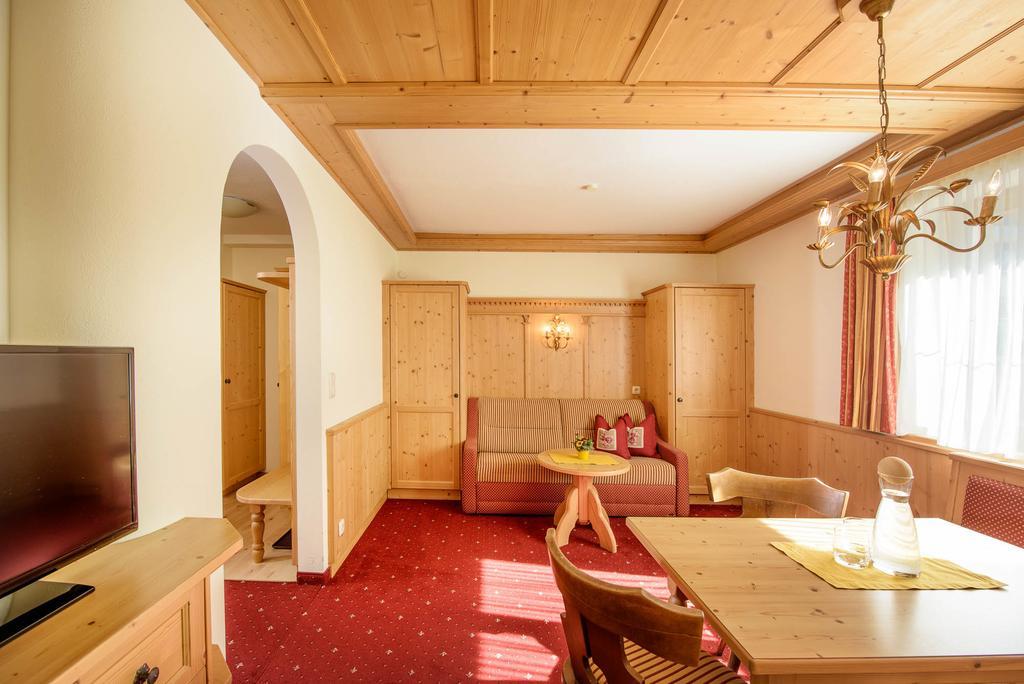 Alpenpension Pfurtscheller Neustift im Stubaital Exterior foto
