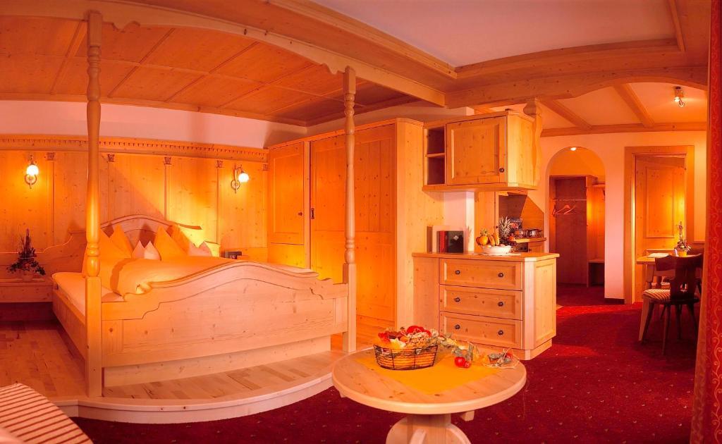 Alpenpension Pfurtscheller Neustift im Stubaital Zimmer foto